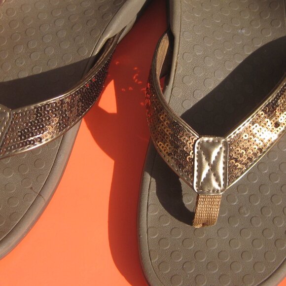 Vionic Sequin Shine Toe Post Sandal - Picture 3 of 4